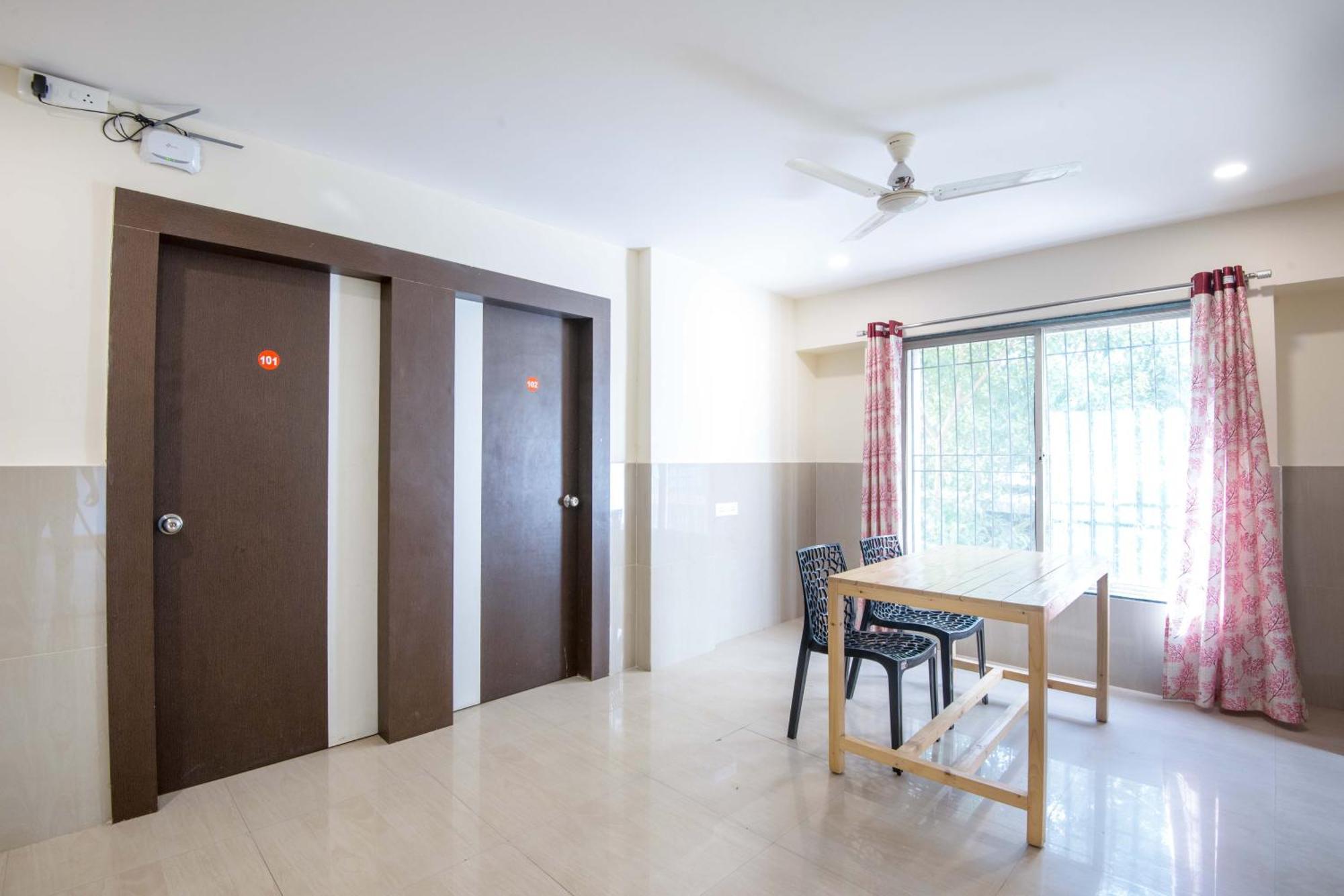 Treebo Empire Executive Premium, Hinjewadi Hotel Hinjawadi Exterior photo