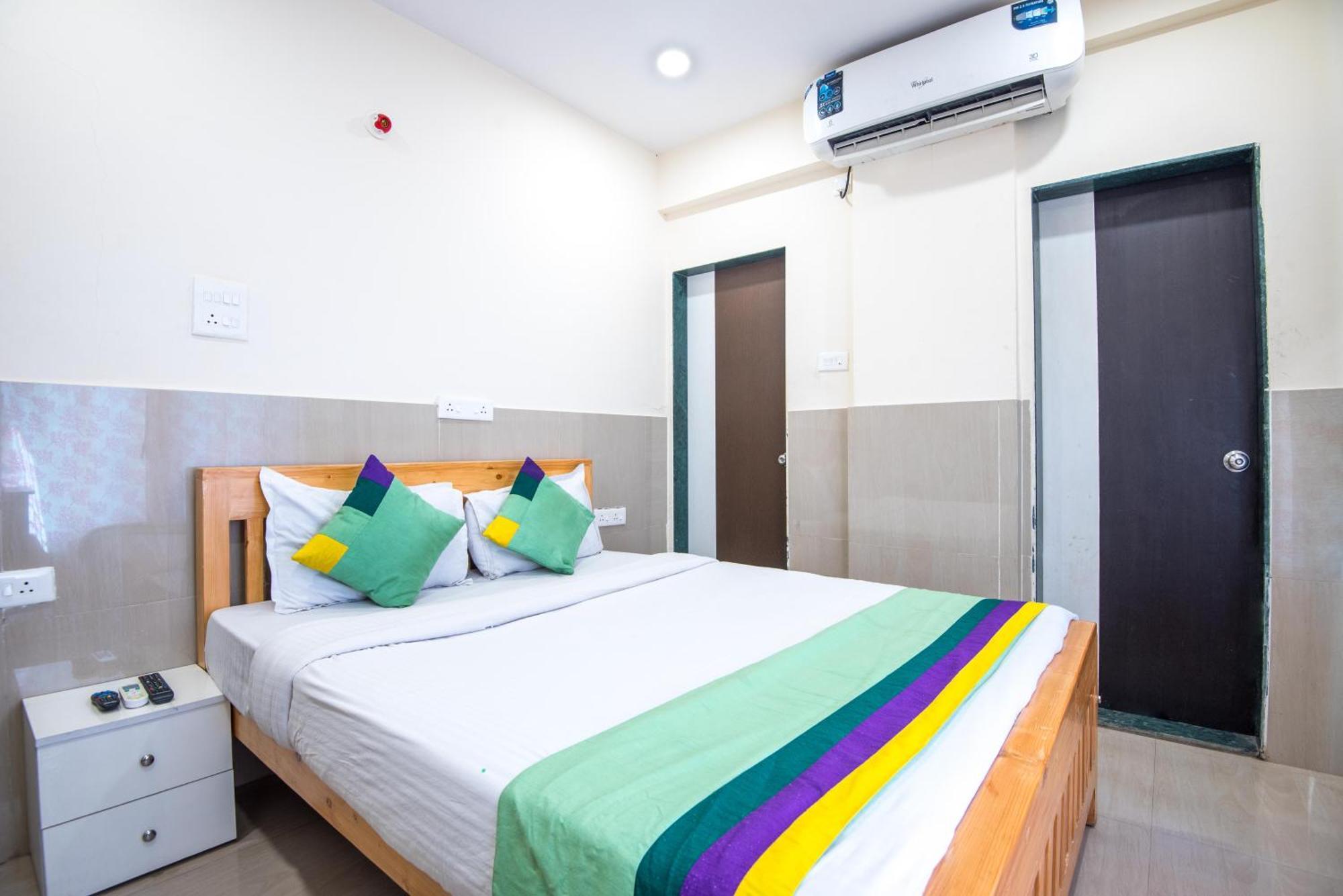 Treebo Empire Executive Premium, Hinjewadi Hotel Hinjawadi Exterior photo